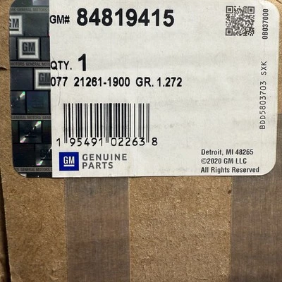 2022-2025 GM Lower Radiator Air Baffle EV ONLY !!!! HUMMER,SIERRA,SILVERADO NEW - Image 1 of 4