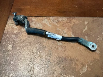 Cable terminal batería Ford Fiesta Positve 2011-2013 OEM AE8T14301S081H Foto 1 de 4