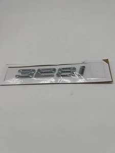 Insignia emblema trasero maletero BMW 328i - Imagen 1 de 3