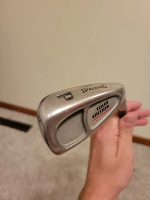 Spalding Tour Edition Pitching Wedge PW Steel Shaft - Image 1 of 4