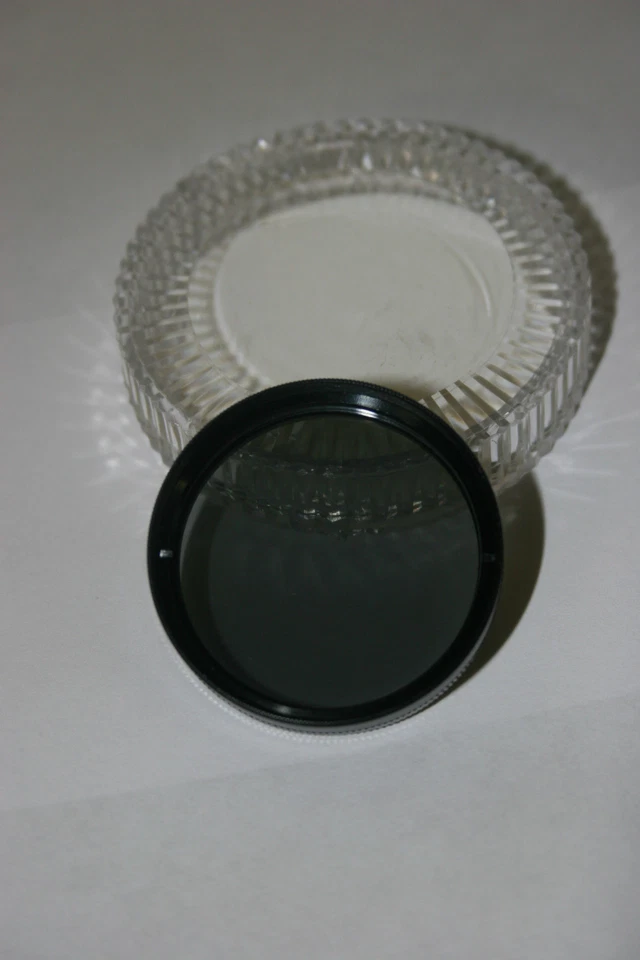 NEW JAPANESE METAL OPTICAL GLASS 67mm ROTATING POLARIZER POLARIZING FILTER - Image 1 of 1