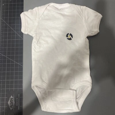 Rabbit Skins Infant 5,0 унц. Детский боди из 100% расчесанного хлопка с кольцевым прядением 4400 белый - Изображение 1 из 4