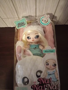 Na! Na! Na! Surprise 🐰*ALICE HOPS*🐰 Doll, Glam Purse, White Rabbit Hat NIB - Picture 1 of 4