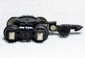 American Flyer O-gauge truck, 1/8" hole, nickel journals, metal link coupler - Picture 1 of 5