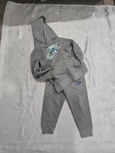 Nike Boys' 2-Piece Cotton-Lined Sweatshirt and Jogger Set, Grey/White/Green, Sz4 - Picture 1 of 6