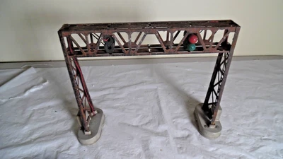 Lionel Postwar 450 Metal Signal Bridge Untested -Used -Sold as Parts Only - Image 1 of 4