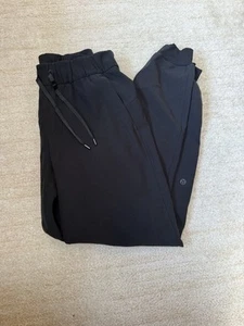 Women’s Lululemon Black Joggers Size4 - Picture 1 of 4