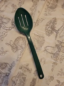 Vintage Pyrex Accessories 2115 Slotted Spoon Green Kitchen Utensil - Picture 1 of 10