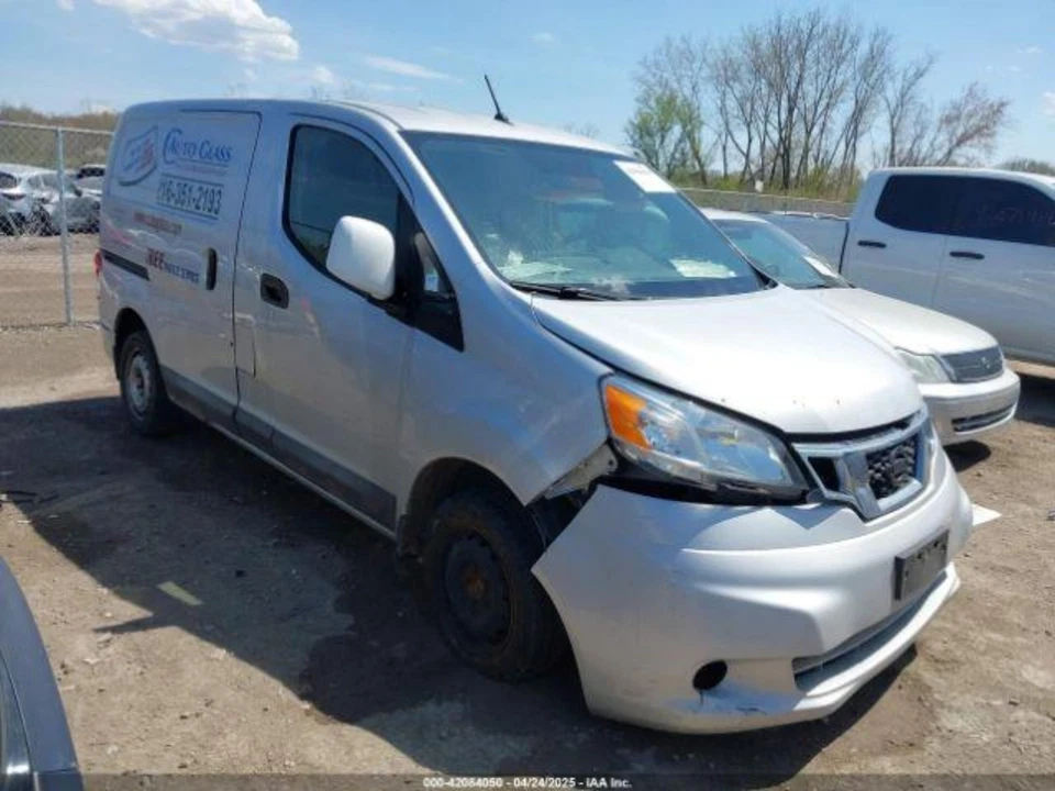 Motor Nissan NV200 (2,0 L, VIN C, 4º dígito, MR20DE), furgoneta de carga 14 15 16 17 18 Foto 1 de 4