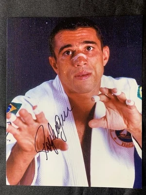 ROYLER GRACIE Autographed 8x10 Photo ~Royce HELIO Relson Rolker Rorion~ - Image 1 of 3