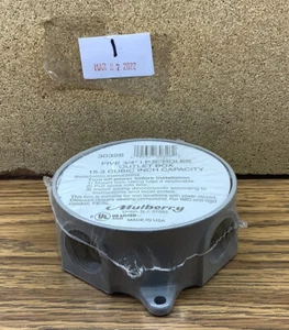 New Mulberry 30326 4 In Round Outlet Box Five3/4”I.P.S. Hole 15.3 Cu In Capacity - Picture 1 of 6