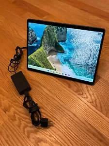 Microsoft Surface Pro 9 256GB Core i7-1255U 2.6GHz 16GB Wi-Fi 13" 2038 Graphite - Picture 1 of 8