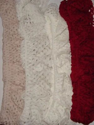 *2 Tonos o Colores Sólidos* Crochet Ala Volantes Infinito Bufanda Chal Envoltura Foto 1 de 4