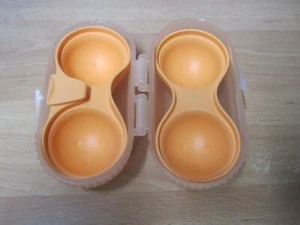 Tupperware       Zwei dabei   Eierbox für zwei Eier mit Salzfach - Bild 1 von 2