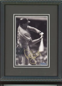 Robin Yount - Signed & Framed 5x7 - 3,000 Hit Club Series - UDA Gold Auto - Picture 1 of 2