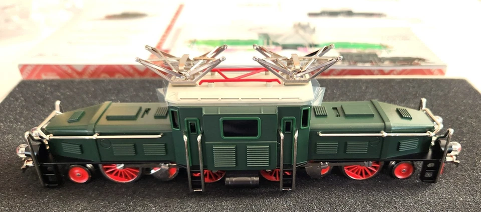 Marklin Märklin 18045 Crocodile Replica H0 New in Box - Free Shipping - Image 1 of 4