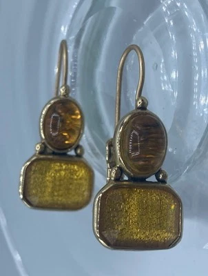 Pendientes Liz Claiborne Parure Piedra Amarilla Tono Oro Foto 1 de 4
