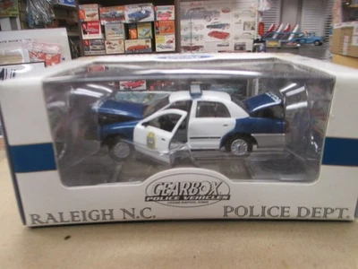 Gearbox Ford Crown Victoria Diecast 1:43 Scale Raleigh N.C. - Image 1 of 3