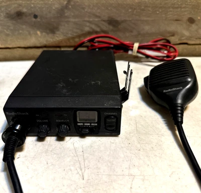 Radio Shack TRC-511 Mini Mobile CB Radio 40 Channel Tested - Image 1 of 4
