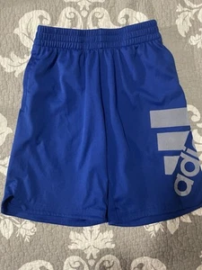 Adidas Boys Medium (10-12) Blue Logo Activewear Shorts Basketball Sports Gym - Picture 1 of 4