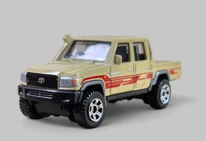2017 TOYOTA LAND CRUISER 78 TRUCK Diorama Collectible DieCast Model 1:64 LOOSE - Picture 1 of 8