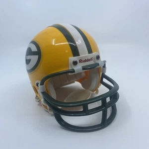 Vintage NFL Green Bay Packers 3 5/8 Yellow Plastic Mini Football Helmet 1995 E6 - Picture 1 of 4
