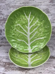 "Bonito par de platos de cena profundos vintage de hoja de repollo verde de 9 1/2" de Trader Vic's - Imagen 1 de 9