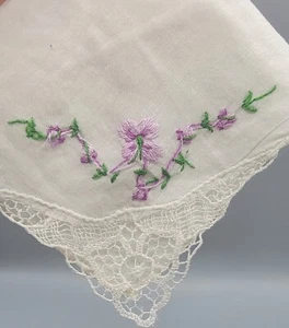 Vtg Embroidered Purple Violets Ivory Wedding Bridal Flower Handkerchief Lace  - Picture 1 of 6