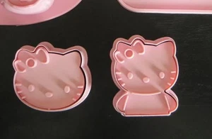 New Hello Kitty cookie cutter set - Picture 1 of 3