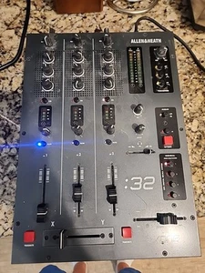 Allen & Heath Xone 32 DJ Mixer - professional three-channel FREE SHIP SMOKE FREE - Picture 1 of 5