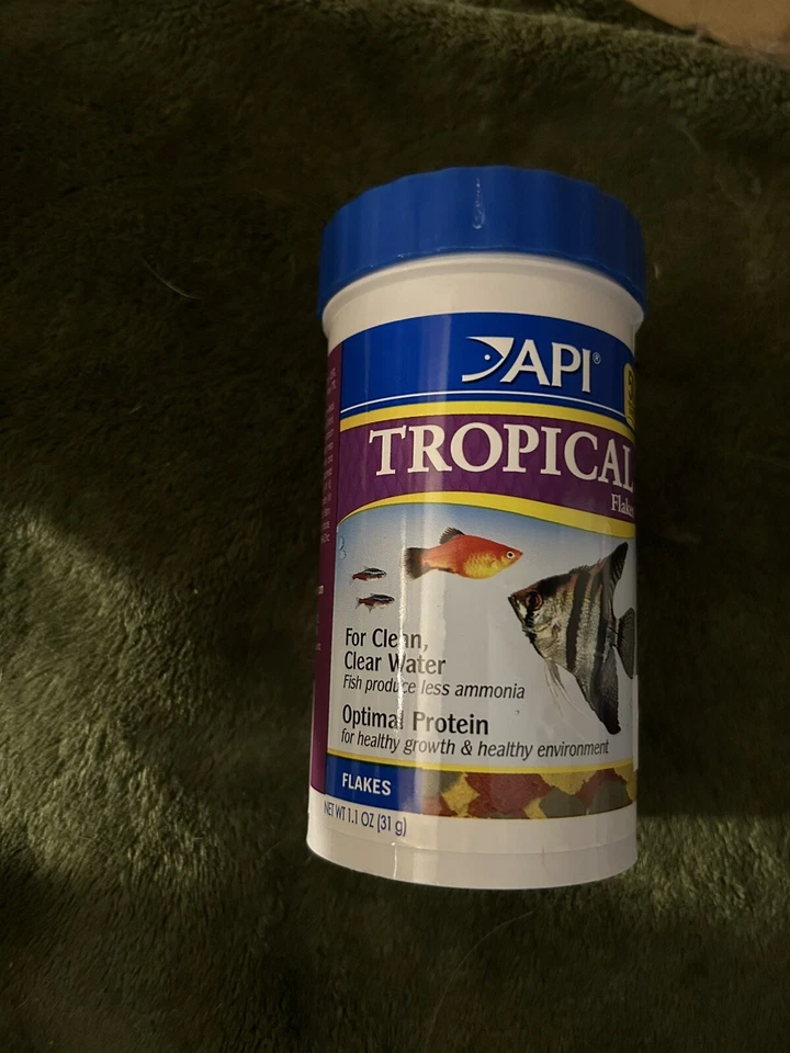 Alimento en escamas API Tropical Premium para acuario - 1,1 oz Foto 1 de 1