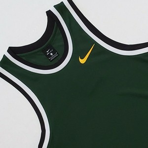 green nike tank top