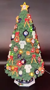 2002 NY Yankees 17.5” Resin Lighted Christmas Tree Danbury Mint Collection - Picture 1 of 24