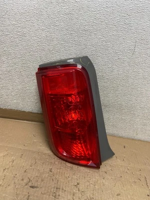 Luz trasera lateral izquierda Scion XB 2008 2009 2010 OEM U3111 DW Foto 1 de 4