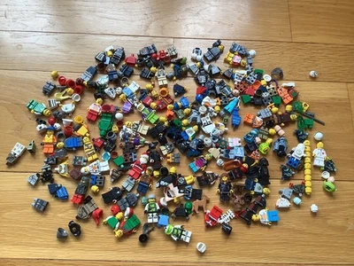 HUGE LEGO MINIFIGURES Lot 13 Oz - Image 1 of 4