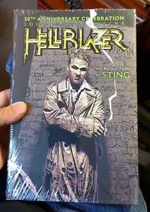 'John Constantine - Hellblazer' 30th Anniversary Vertigo 2019 HC versiegelt - Bild 1 von 2