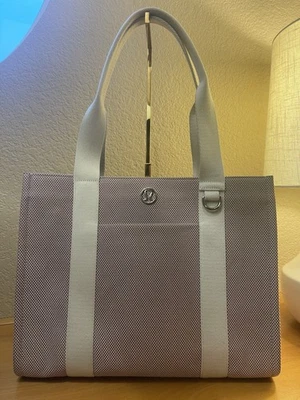 Lululemon Two-Tone Canvas Tote Bag 10L Spiced Chai / Bone - Image 1 of 4
