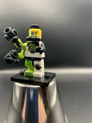 LEGO Blacktron Mutant Minifigure Space CMF Series 26 With Accessories - Image 1 of 4