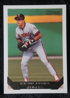 KEVIN FLORA—1993 Topps Gold Parallel Insert #521—ROOKIE CARD - Image 1 of 2