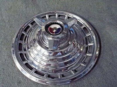 Cubierta de rueda de 14"/tapa de buje giratorio de lujo 1963 Ford Galaxie 500 XL/Country Squire-G Foto 1 de 4