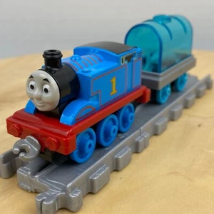 Thomas the Tank Adventures Engine THOMAS and the SHARK TANK Diecast Engine TTTE - Bild 1 von 12