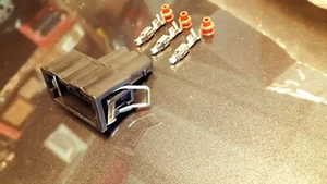 1 CONNECTEUR ELECTRIQUE FEMELLE " 3 BROCHES " AUTOS AUDI / SEAT / VW...VR6... - Picture 1 of 5