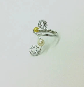  Wrapped silver aluminium ring,  wire wrapped ring, with crystal pearls - Picture 1 of 3
