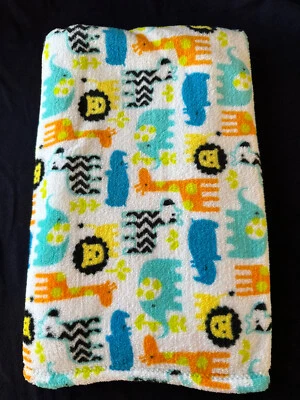 Baby Gear 长颈鹿狮子大象斑马丛林婴儿毯 — 第 1/3 张图片