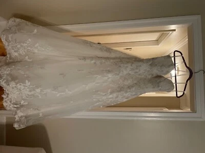 vestidos de novia talla grande talla 22 Foto 1 de 4