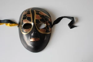 Small Metal Mask Made in India 105mm x 140mm - Picture 1 of 2