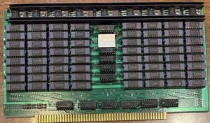 Carte mémoire RAM statique 32K S-100 S-100 vintage fin années 70 avec 64 circuits intégrés céramique - Photo 1/3