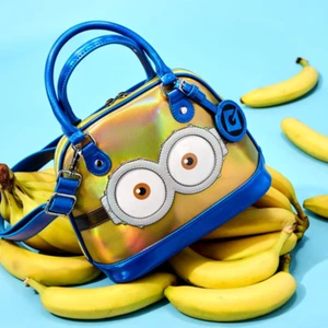 Loungefly Despicable Me Minions Purse, Loungefly Minions Crossbody Bag - Picture 1 of 7