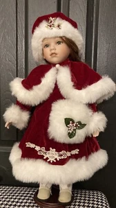SHOWSTOPPERS Mrs Klaus Winter Beauty CHRISTMAS Porcelain Doll Redhead 22" - Picture 1 of 10