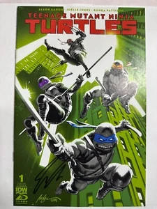 Teenage Mutant Ninja Turtles #1 Cvr A (IDW 2024) Firmado por Jason Aaron con Certificado de Autenticidad - Imagen 1 de 4